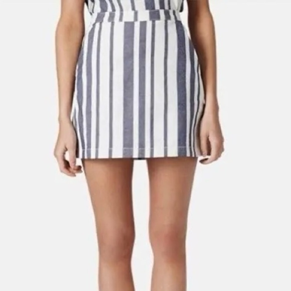 Topshop | Women’s Navy and White Vertical Striped A-Line Back Zip Mini Skirt, 26